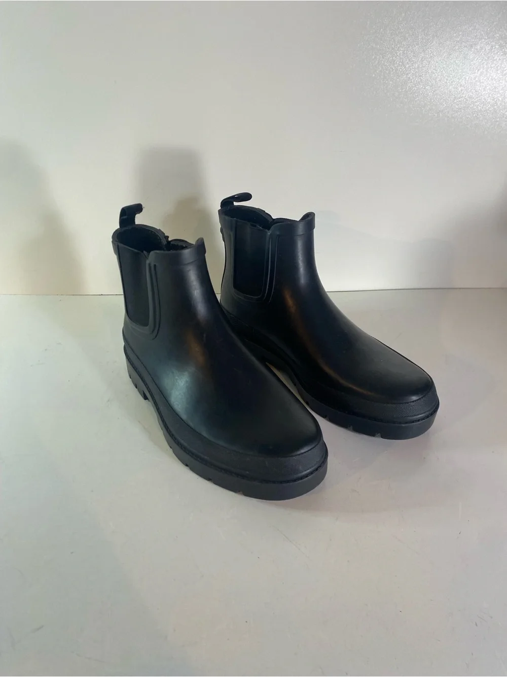 Target Chelsea’s Rain Boots Size 7